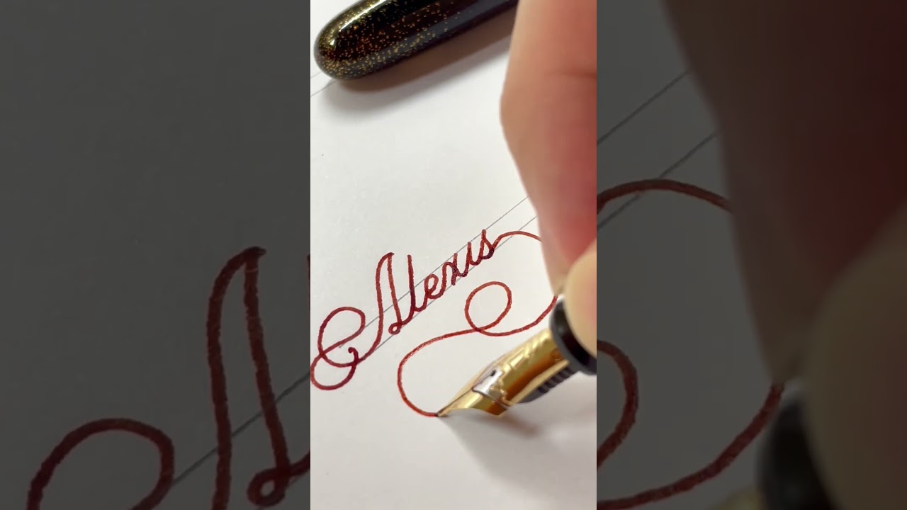 nombre alexis en letra cursiva